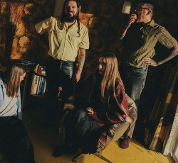 Οι Dry Cleaning κυκλοφόρησαν το "Cruise Ship Designer" 