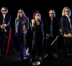 Οι Foreigner για πρώτη φορά στην Ελλάδα 