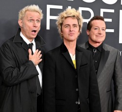 Κωμωδία θα κυκλοφορήσουν οι Green Day 