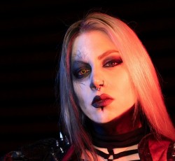 Η Hel Pyre στο συγκρότημα του King Diamond