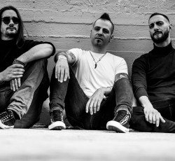 Τρίτος δίσκος για τους Jacks Full 