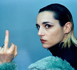 Δεύτερο προσωπικό άλμπουμ για τη Jehnny Beth 