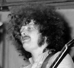 Απεβίωσε ο Mick Abrahams, πρώτος κιθαρίστας των Jethro Tull 