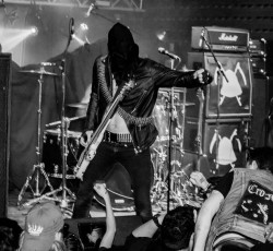 Οι Midnight επιστρέφουν με φοβερό single και δίσκο διασκευών