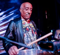 Αντίστροφή μέτρηση για την αποχαιρετιστήρια συναυλία του θρύλου Mulatu Astatke στην Αθήνα 