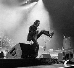 Κυκλοφόρησε το "Live God" των Nick Cave & The Bad Seeds 