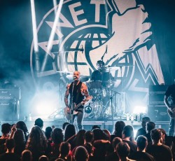 Μεγάλη επετειακή συναυλία για τα 25 χρόνια των Planet Of Zeus 