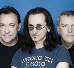 Οι Rush ανακοίνωσαν το επικό box set "Rush 50"