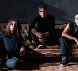 Το πρώτο σκέλος για την περιοδεία των Vonavibe και Irene Ketikidi 