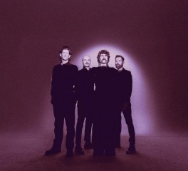Οι AFI κυκλοφόρησαν το "Holy Visions"