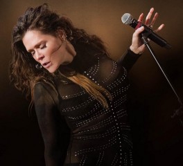 Η Beth Hart για μία ξεχωριστή εμφάνιση στο Θέατρο Λυκαβηττού