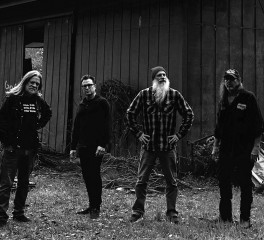 Οι Corrosion Of Conformity διασκευάζουν Free
