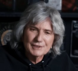 Ο David Coverdale ανακοίνωσε την αποχώρησή του από την ενεργό δράση