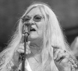 Έφυγε από τη ζωή η Donna Jean Godchaux των Grateful Dead