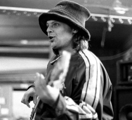 Έφυγε από τη ζωή ο Gary "Mani" Mounfield των Stone Roses