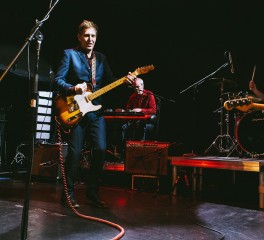 The Dream Syndicate και Steve Wynn παρουσιάζουν ζωντανά στην Αθήνα ολόκληρο το "Medicine Show"