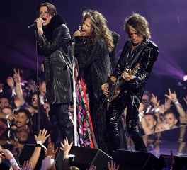 Steven Tyler και Yungblud τιμούν τον Ozzy στα MTV Video Music Awards 2025