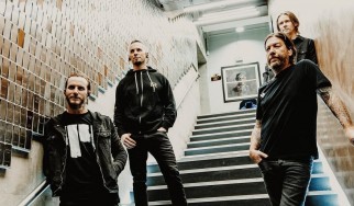 Οι Alter Bridge κυκλοφορούν το "Playing Aces"