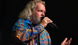 Άνιση μάχη με τον καρκίνο δίνει ο Edward Reekers