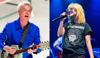 H Hayley Williams κυκλοφόρησε ντουέτο με τον David Byrne