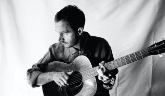 O Tom Smith των Editors ζωντανά στη Θεσσαλονίκη