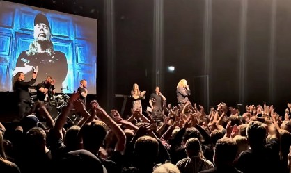 Οι Dark Tranquillity διασκευάζουν At The Gates στη μνήμη του Tomas Lindberg