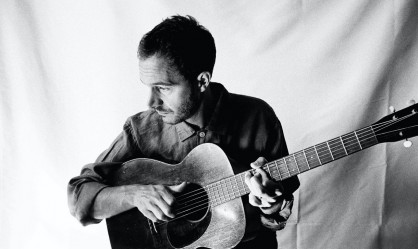 O Tom Smith των Editors ζωντανά στη Θεσσαλονίκη