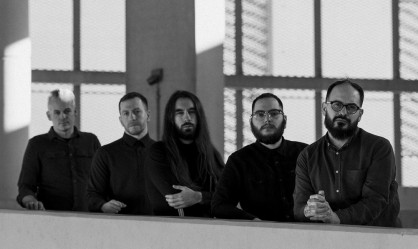 Ζωντανή παρουσίαση του "In Your Absence" από τους we.own.the.sky