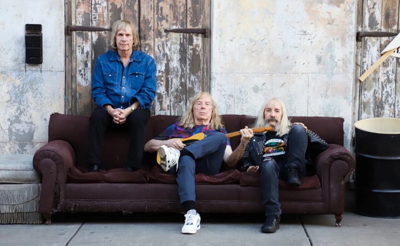 Spinal Tap και Elton John συμπράττουν στο "Stonehedge"