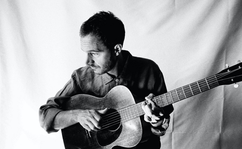 O Tom Smith των Editors ζωντανά στη Θεσσαλονίκη