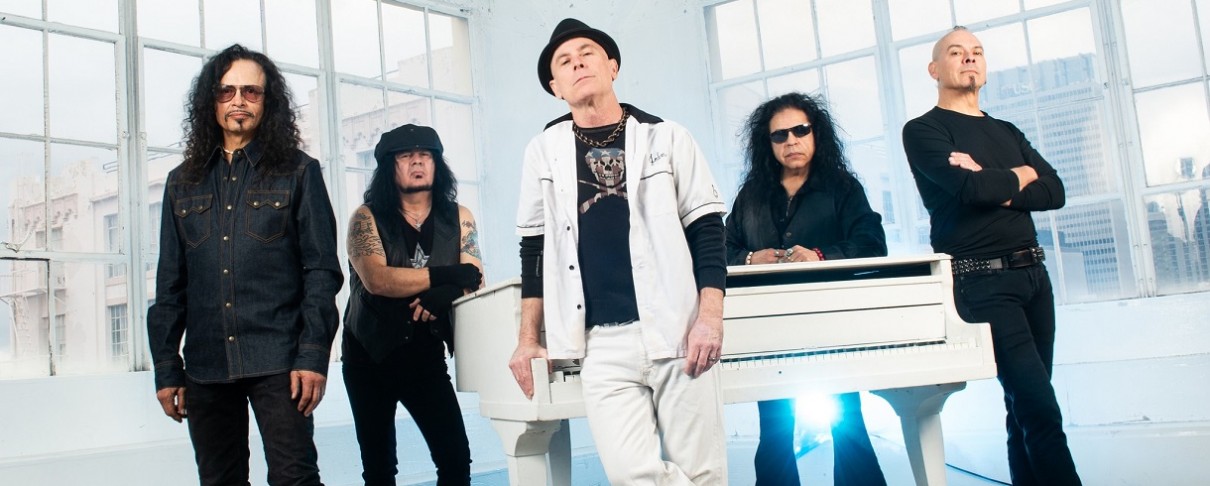 Με Armored Saint το Up The Hammers του 2027