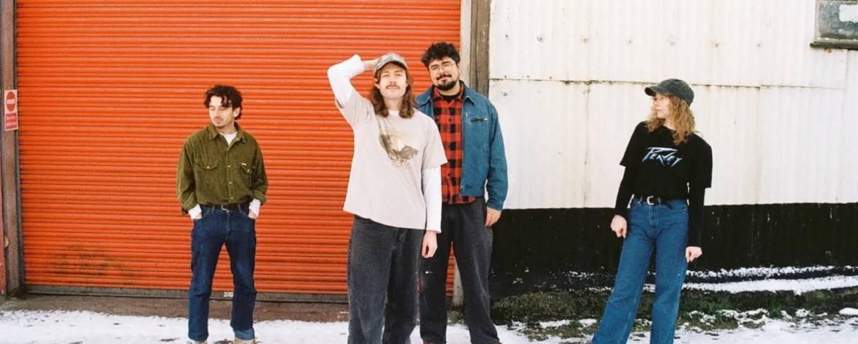 Νέος δίσκος και single για τους Brown Horse