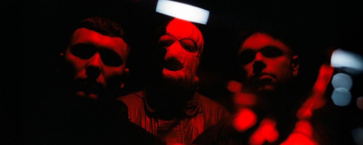 Οι Kneecap επιστρέφουν με το "Fenian"