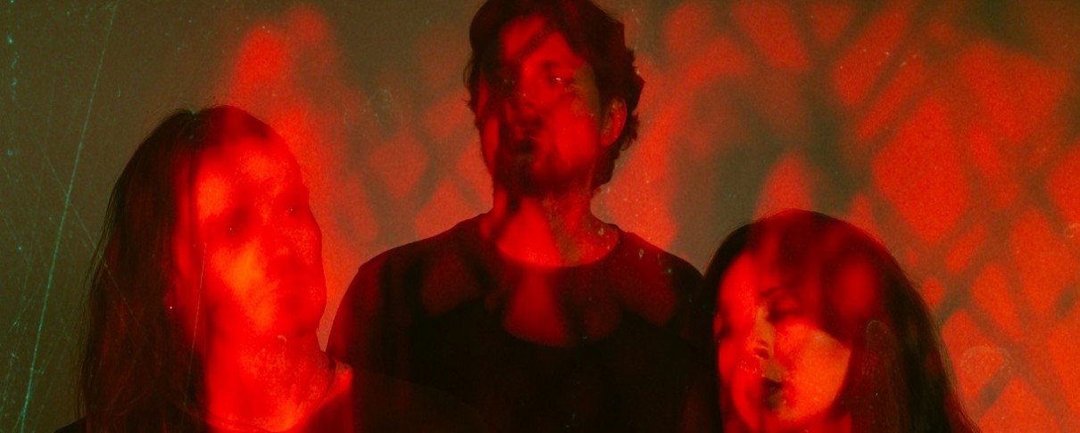 To πρώτο τους single κυκλοφόρησαν οι One Of Them