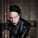 O Marilyn Manson επιστρέφει με το "Οne Assassination Under God - Chapter 2"