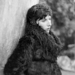 H Aldous Harding ανακοίνωσε το "Train On The Island"