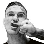 Συνεχίζεται η προπώληση για τη συναυλία του Bryan Adams στην Αθήνα