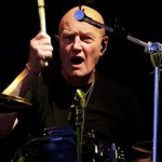 Αποχωρεί από την ενεργό δράση ο Chris Slade