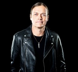 Πέθανε ο Brad Arnold των 3 Doors Down 