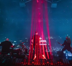 O Carpenter Brut έρχεται στην Αθήνα για μία εμφάνιση 