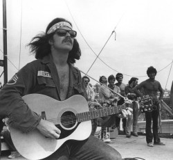 Έφυγε από τη ζωή ο Country Joe McDonald των Country Joe And The Fish 