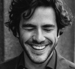 Ο Jack Savoretti επιστρέφει στην Αθήνα για μία συναυλία 