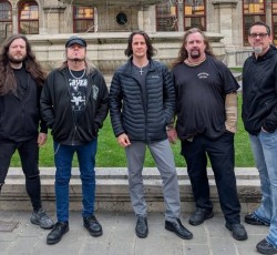 Οι Riot V επιστρέφουν στην Ελλάδα για συναυλίες με επετειακό setlist 