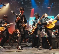 "The Beatles Symphonic Fantasy" στο Christmas Theater με την Κρατική Ορχήστρα Αθηνών 