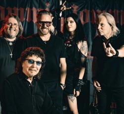 Ο Tony Iommi αποκάλυψε το "Stormwatcher" 