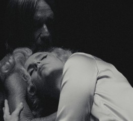 H Anna Calvi ανακοίνωσε την κυκλοφορία του "Is All There Is?"