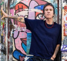O Johnny Marr επιστρέφει με νέο δίσκο και single