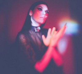 Νέο άλμπουμ και single από A.A. Williams