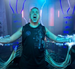 Ακούστε το καινούριο single των Fear Factory
