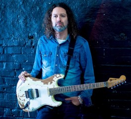 Εκτός Evergrey μετά από συνολικά 21 χρόνια ο Henrik Danhage